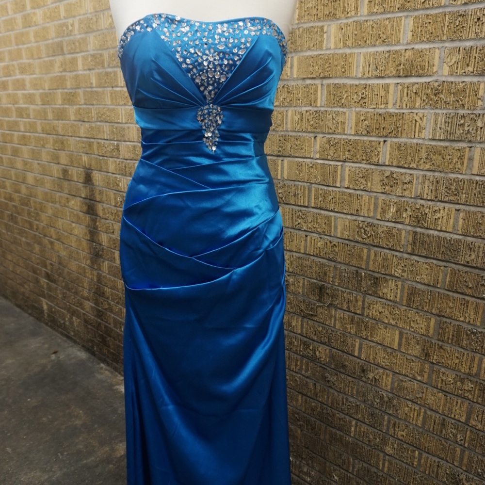 Blue strapless formal
